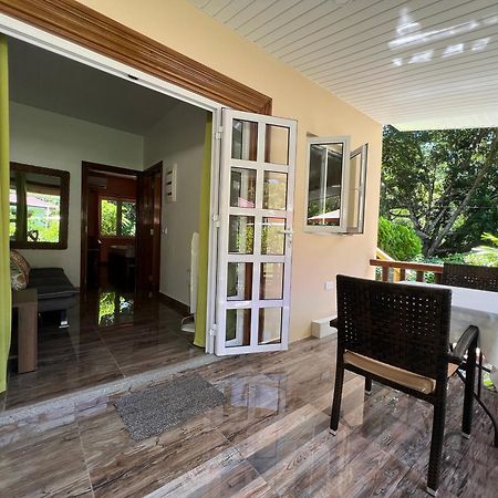 Chloe'S Cottage Self-Catering La Digue  Extérieur photo