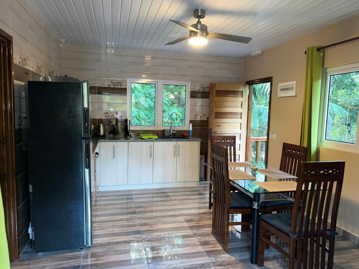 Chloe'S Cottage Self-Catering La Digue  Extérieur photo