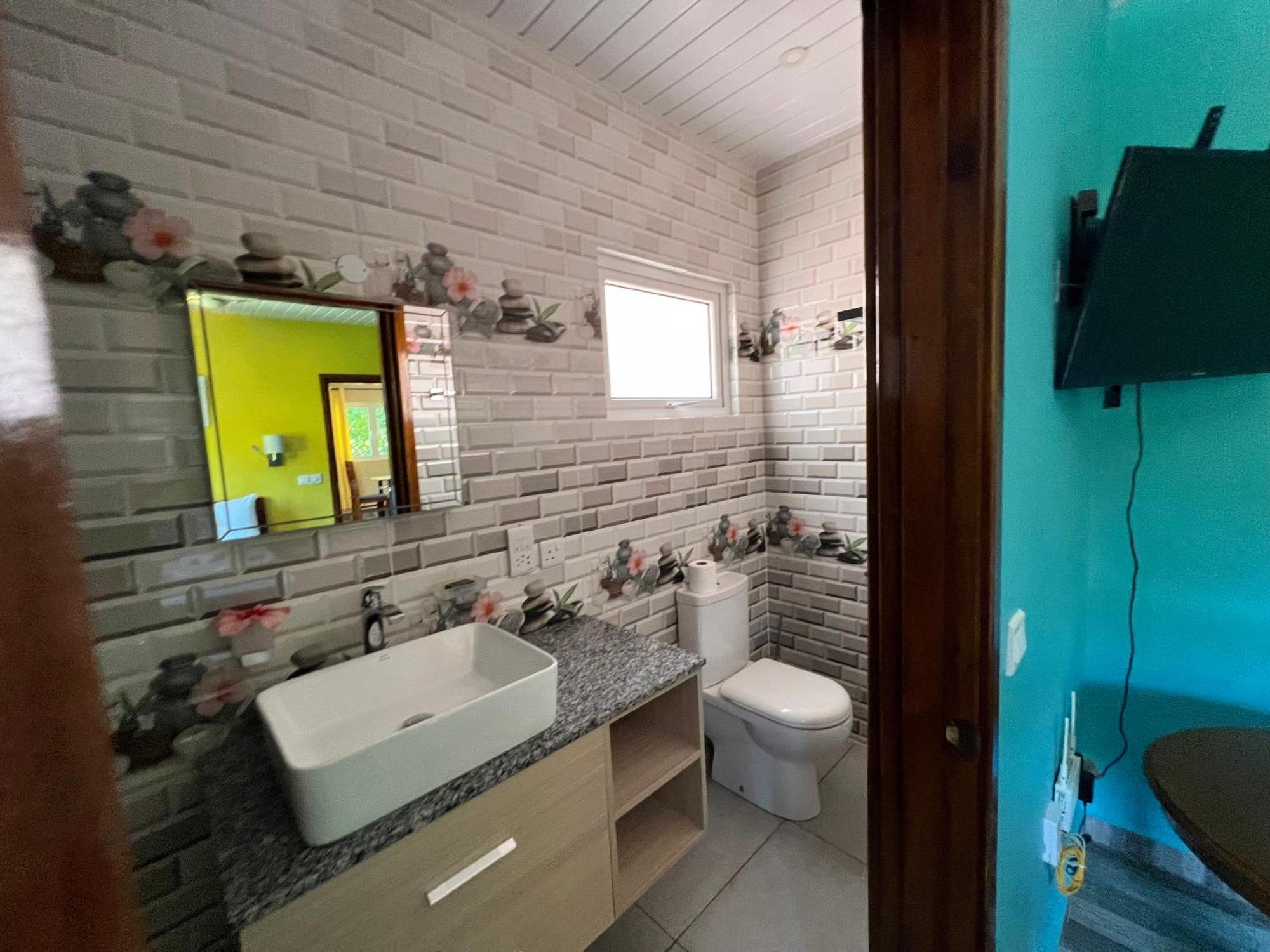 Chloe'S Cottage Self-Catering La Digue  Extérieur photo