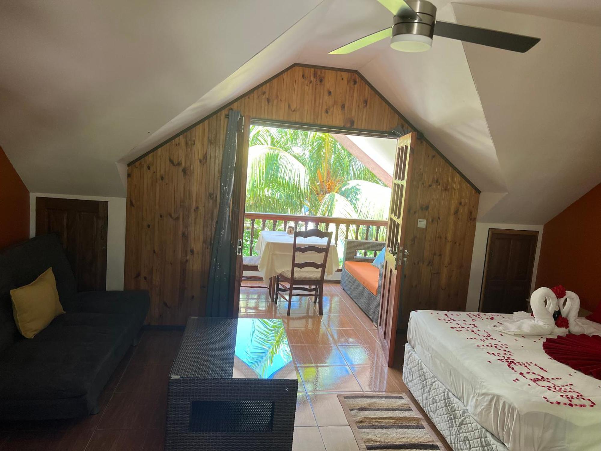 Chloe'S Cottage Self-Catering La Digue  Extérieur photo